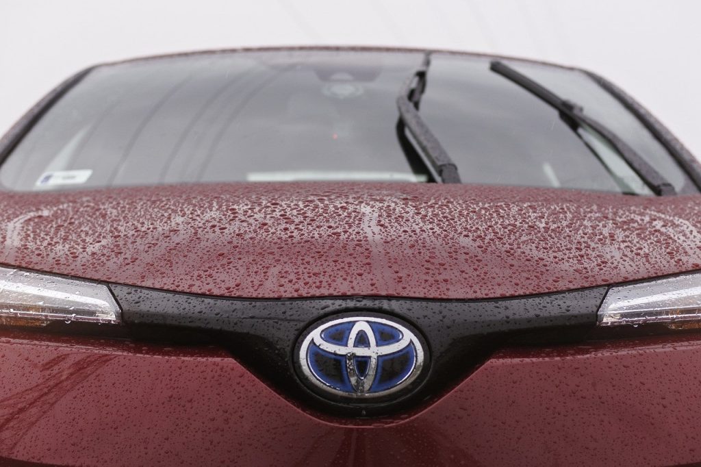 What's the process for ordering a new Toyota exactly?