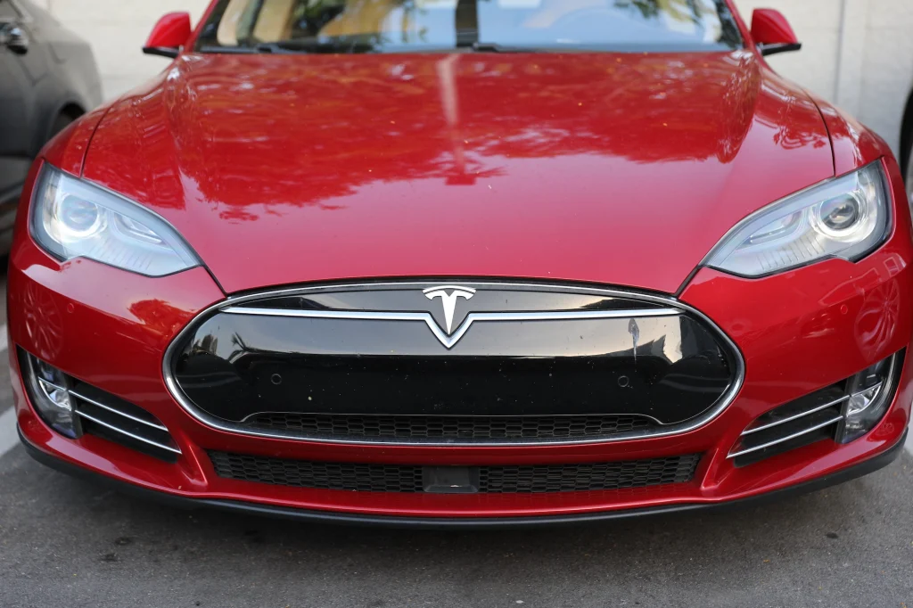 What is the Maximum Speed of Tesla Cars
