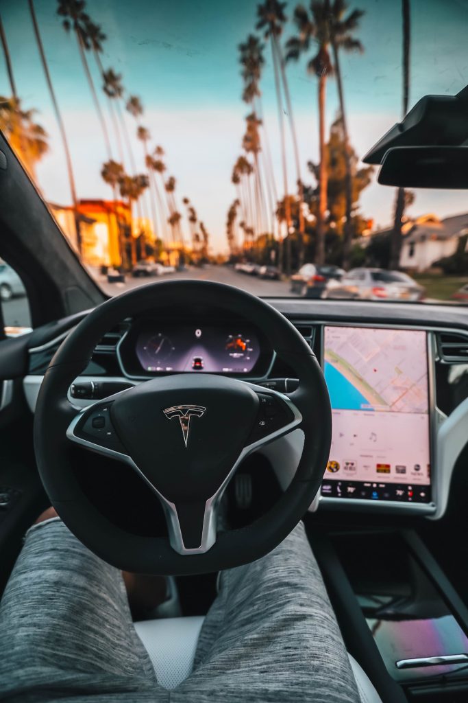 Do Tesla cars have free WiFi?