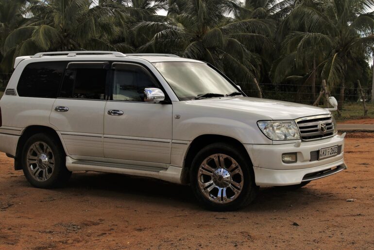 toyota bentley land cruiser